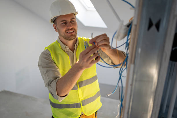Best Emergency Electrical Repair  in Hugo, MN